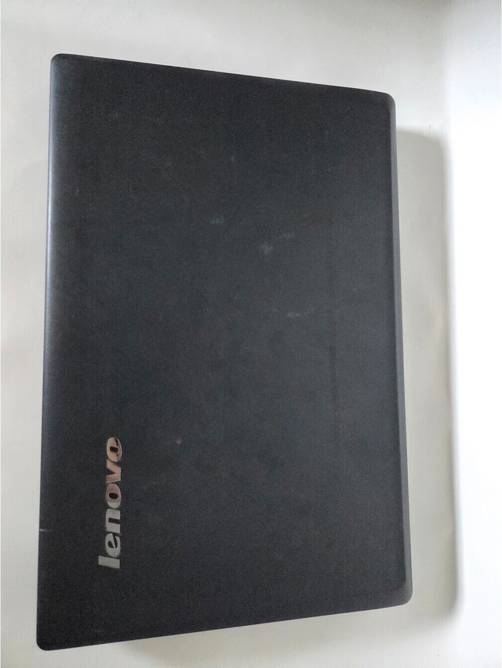 Lenovo G560 Laptop 15.6 Inch Display With Keyboard Damage And Webcam